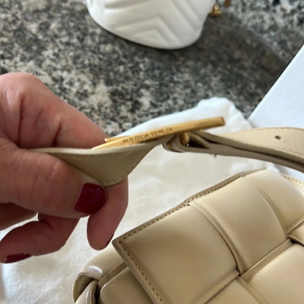 🎉Host Pick!🎉Bottega Veneta Padded Cassette Crossbody - Picture 6 of 16